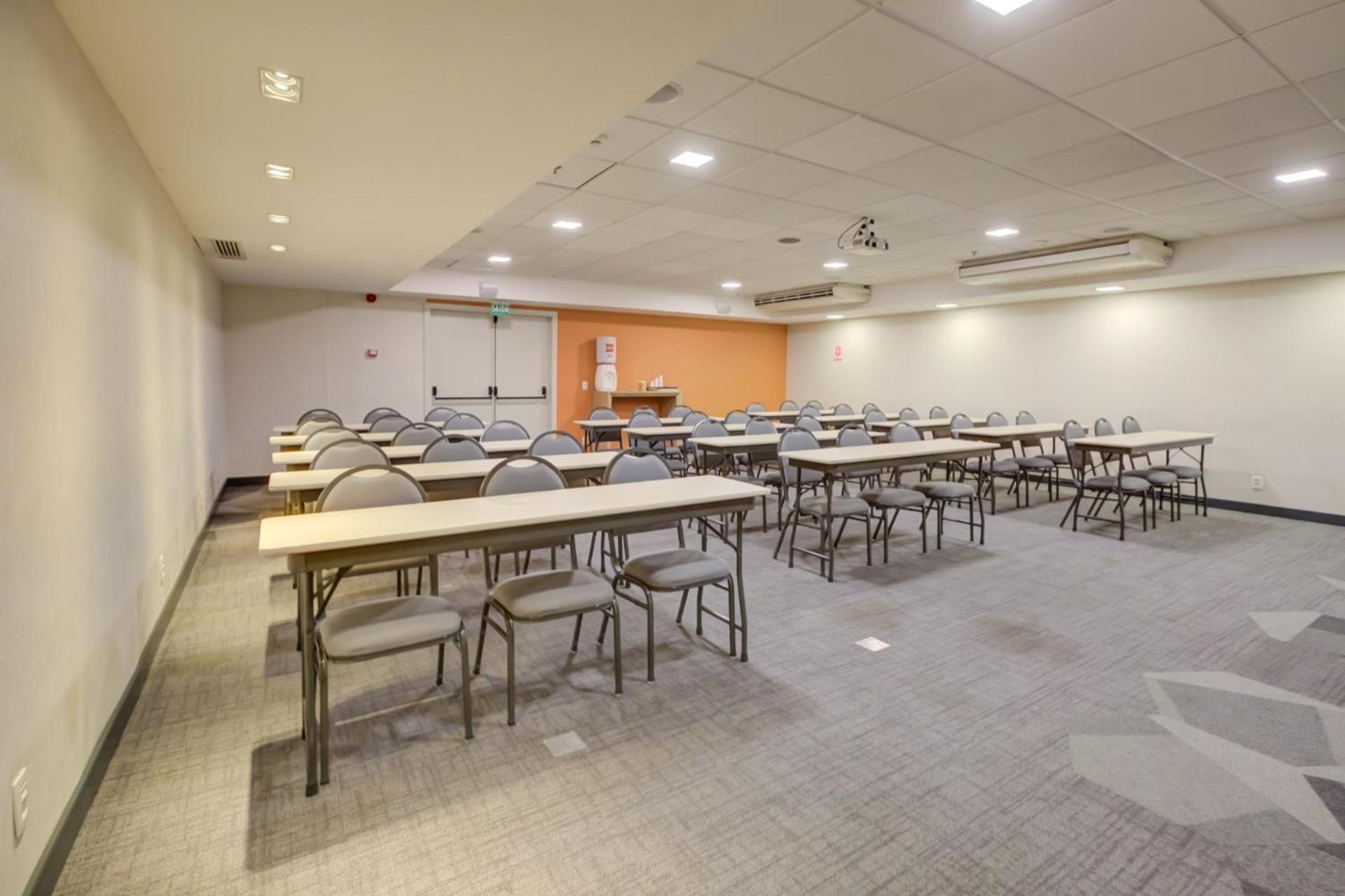 Ibis Budget Rio De Janeiro Nova America Bagian luar foto