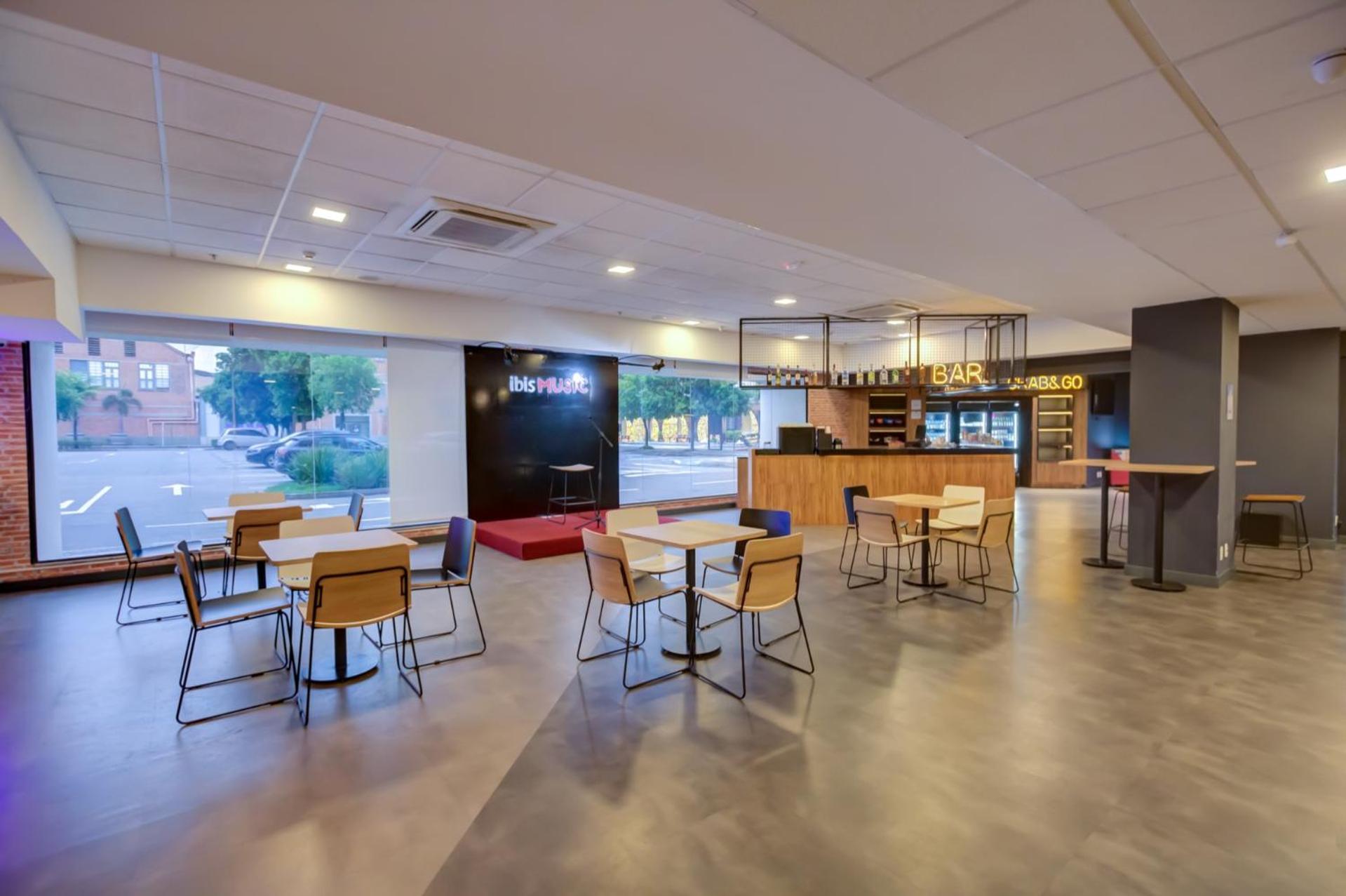 Ibis Budget Rio De Janeiro Nova America Bagian luar foto
