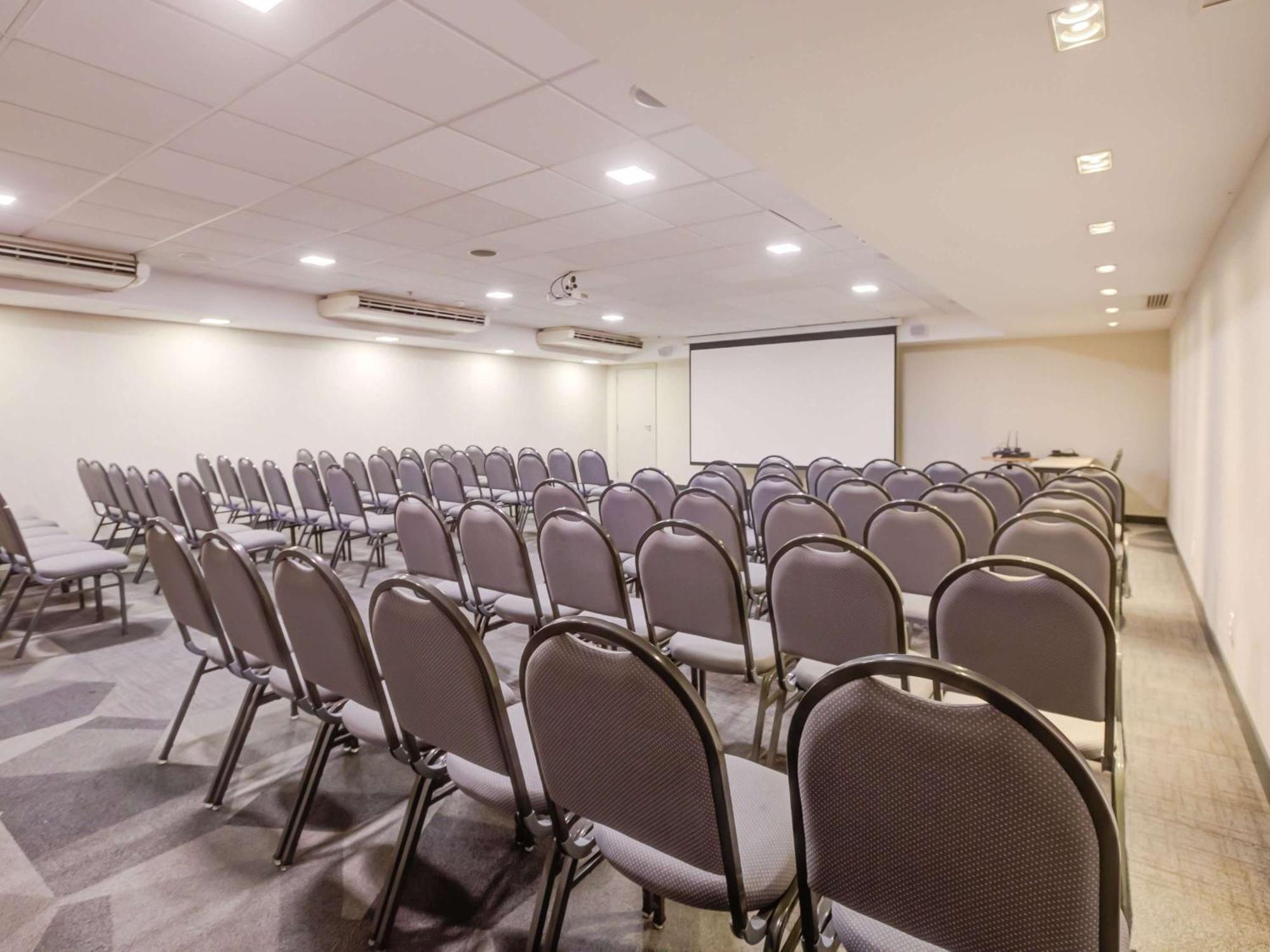 Ibis Budget Rio De Janeiro Nova America Bagian luar foto